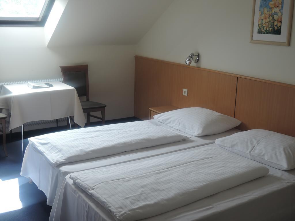Hotel Restaurant Marienhof Unterkirchbach 外观 照片